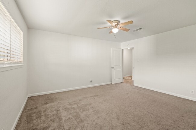 Building Photo - 5322 Inwood Dr