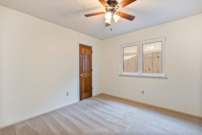 Building Photo - Lovely 3 Bedroom, 2 Bathroom in North Central Austin!!!