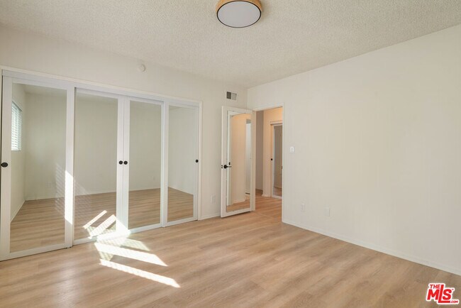 Building Photo - 1134 23rd St