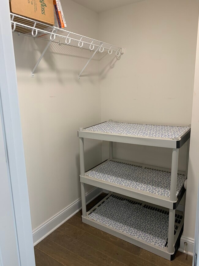 Building Photo - 902 Sixth St S