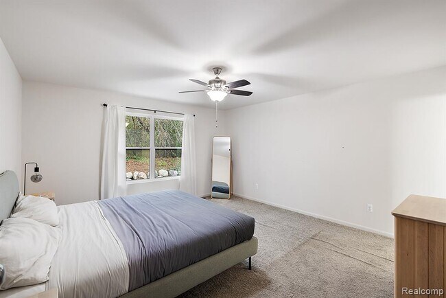 Building Photo - 86 Crosbie Ct