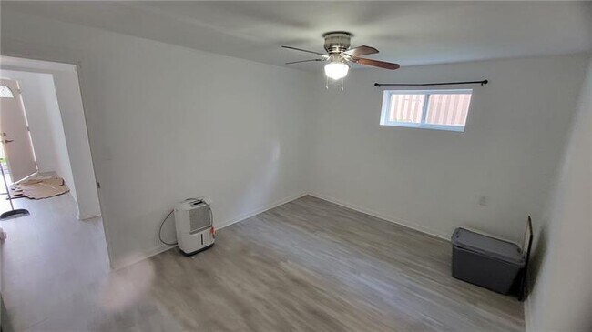 Building Photo - 4461 Highridge St