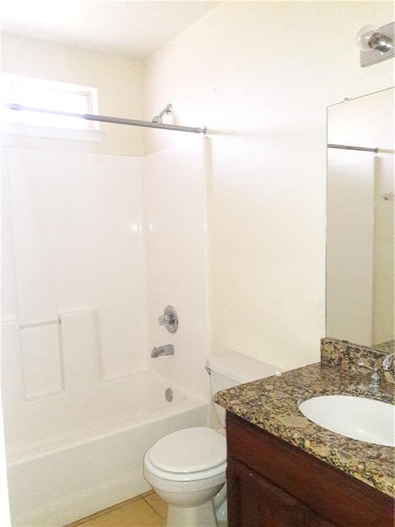 Building Photo - 14025 Tierra Vianey Dr
