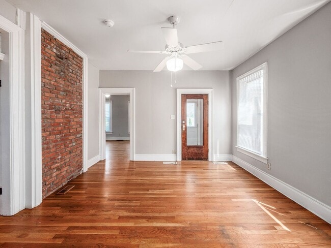 Building Photo - 193 E 2nd Ave