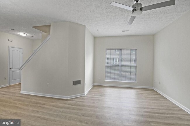 Building Photo - 4000 Estevez Ct