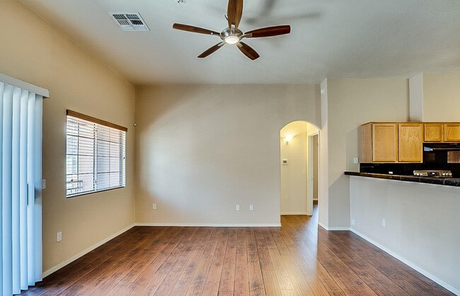 Building Photo - 2150 E Bell Rd