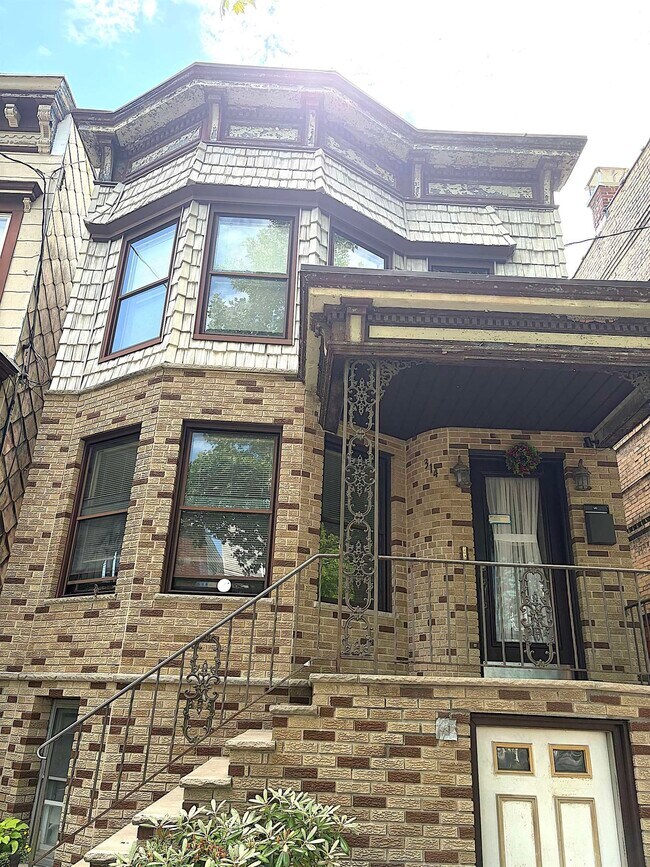 Building Photo - 314 Webster Ave