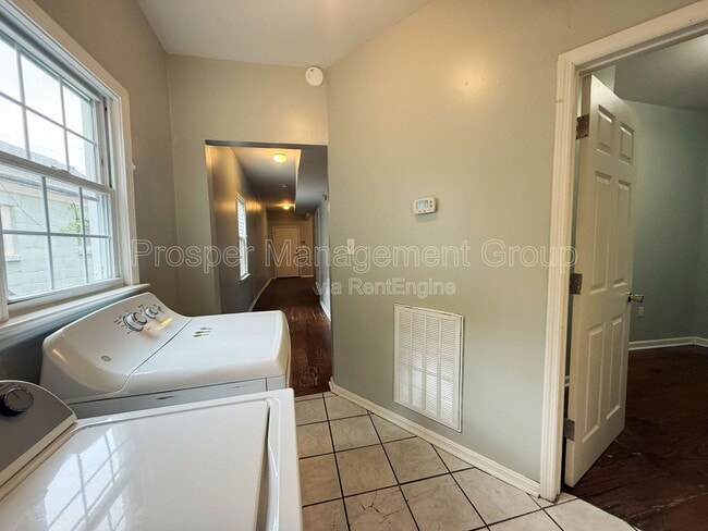 Building Photo - 4 Woodall Court