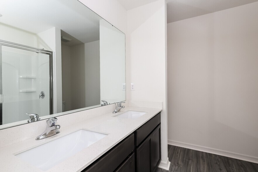 Building Photo - 149 Big Black Dr