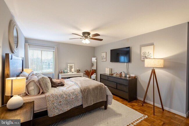 Building Photo - 3202 Old Post Dr