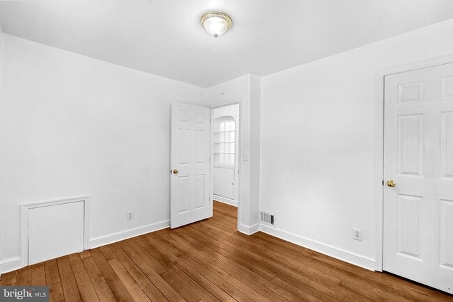 Building Photo - 3103 Plyers Mill Rd