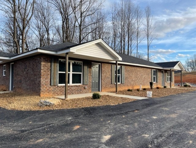 Building Photo - 69 McMurtry Rd