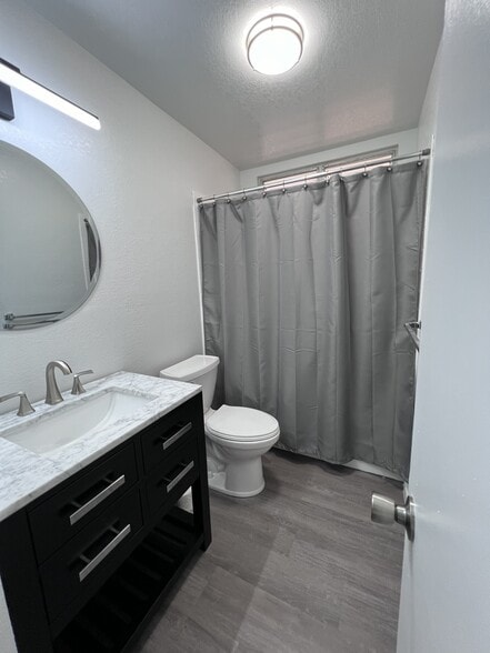 Building Photo - 94-693 Kamalo St