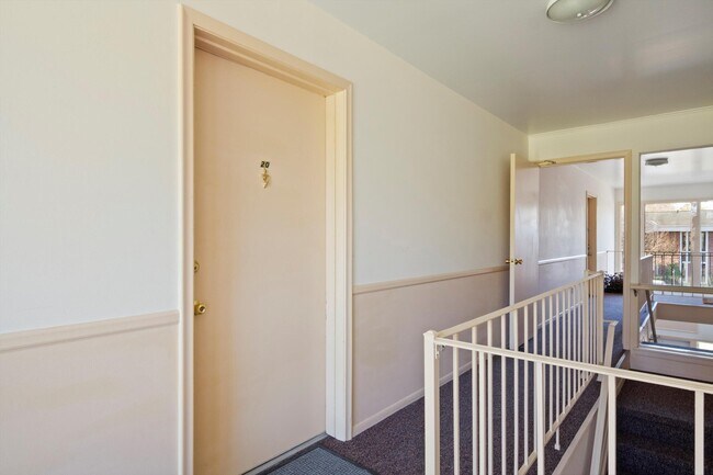 Building Photo - 29516 Bobrich St