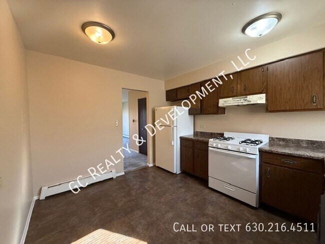 Building Photo - 3456 Salem Walk