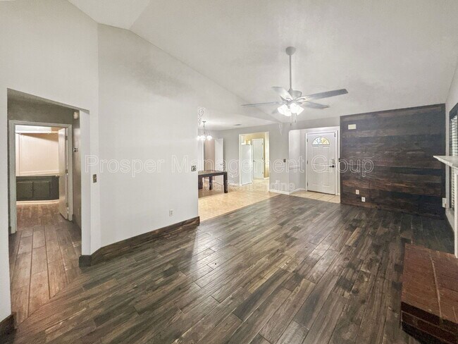 Building Photo - 8108 Halifax Way
