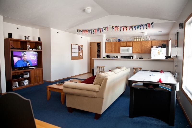 Building Photo - 924 N Frink St