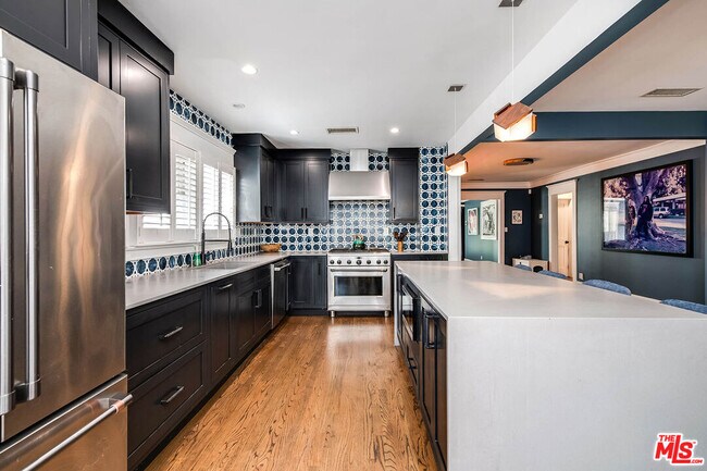 Building Photo - 1308 N Ogden Dr