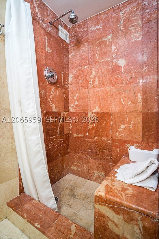Building Photo - 5161 Collins Ave