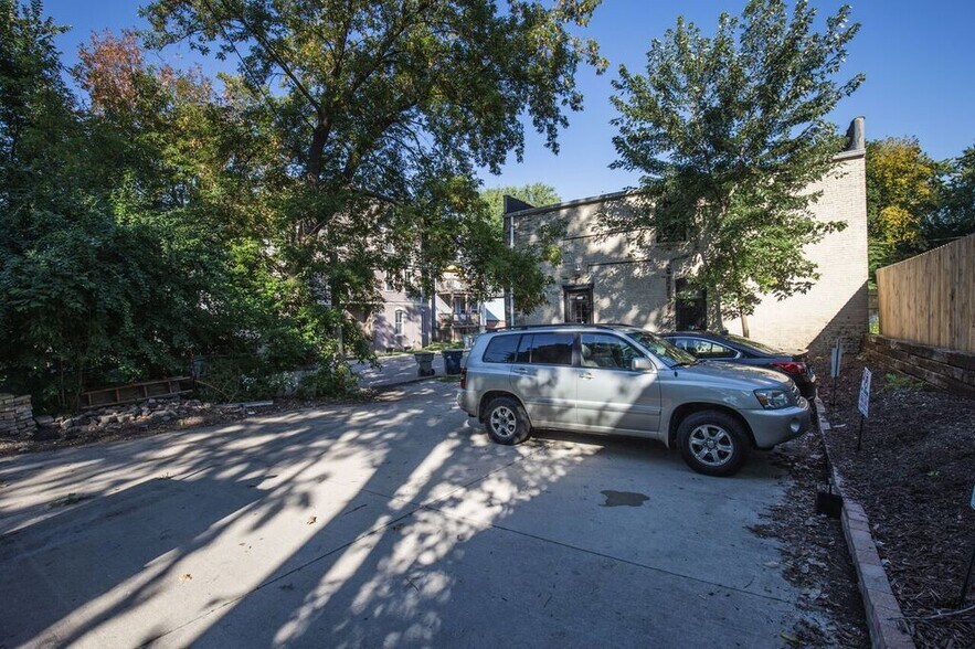 Parking in back of house - 1734 N Franklin Pl
