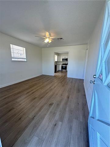 Building Photo - 4704 Park Dr N