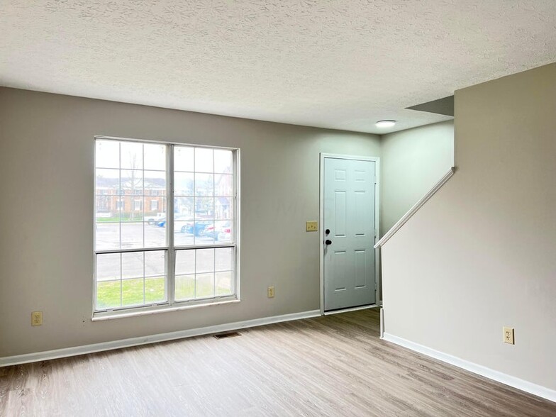 Building Photo - 5372 Portland St