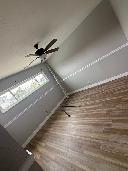 Building Photo - 1331 Rose Ave