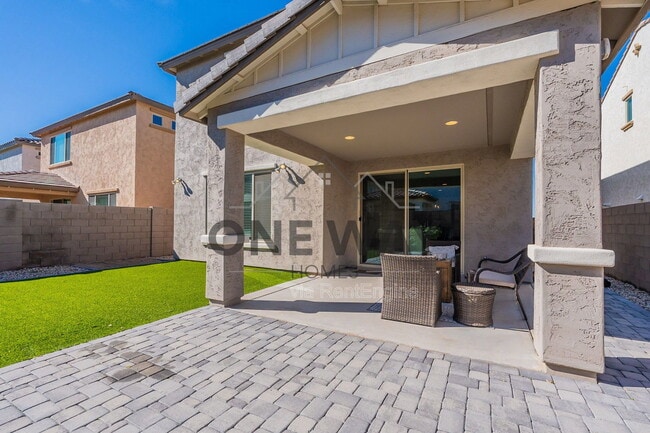 Building Photo - 5411 S Canyon Rim