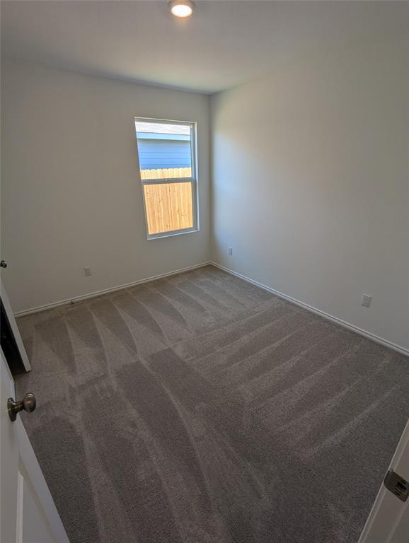 Building Photo - 583 Commander Abbott Dr