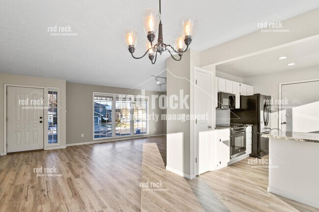 Building Photo - 6103 W Wind River Dr