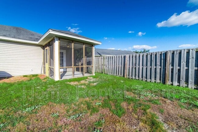 Building Photo - 37 Twin Oaks Pl