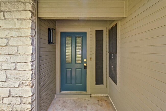 Building Photo - 7403 Dallas Dr