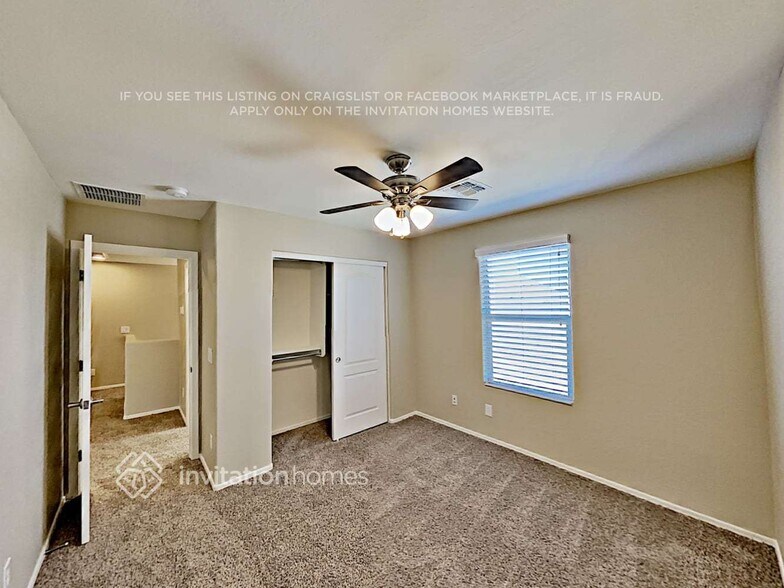 Building Photo - 3331 E Russell St