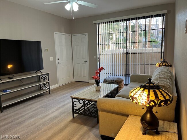 Building Photo - 5130 S Jones Blvd