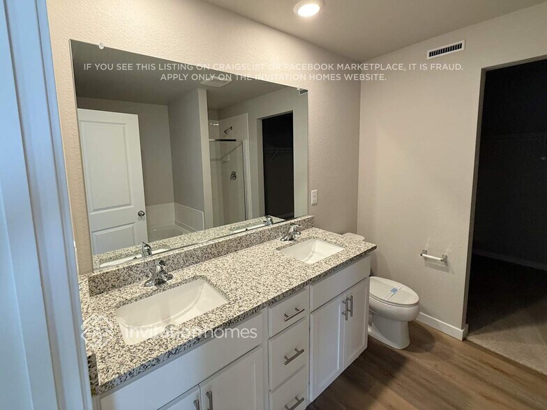 Building Photo - 7211 Dolores Ave