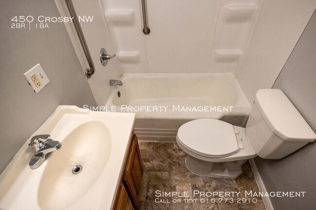 Building Photo - Nice 2 Bed 1 Bath on the NW Side!