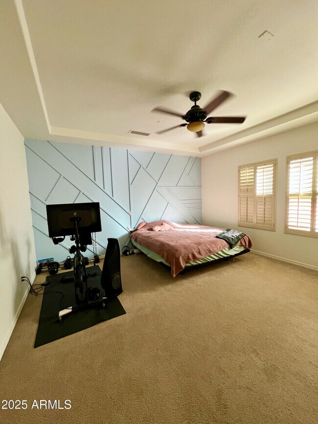 Building Photo - 8131 N 13th Wy