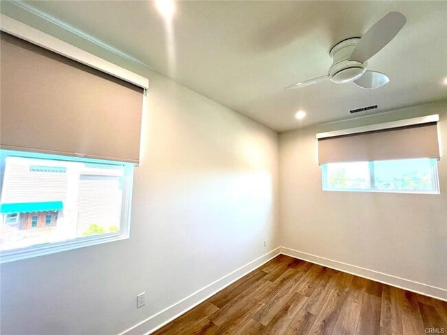 Building Photo - 323 Flint Ave