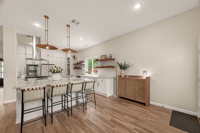 Building Photo - 4259 Noble Oak Trail