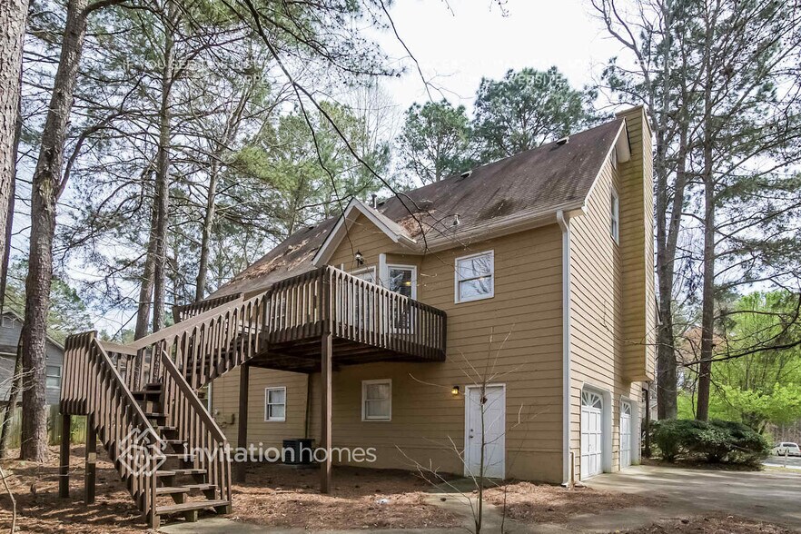 Building Photo - 40 Oak Landing Ln