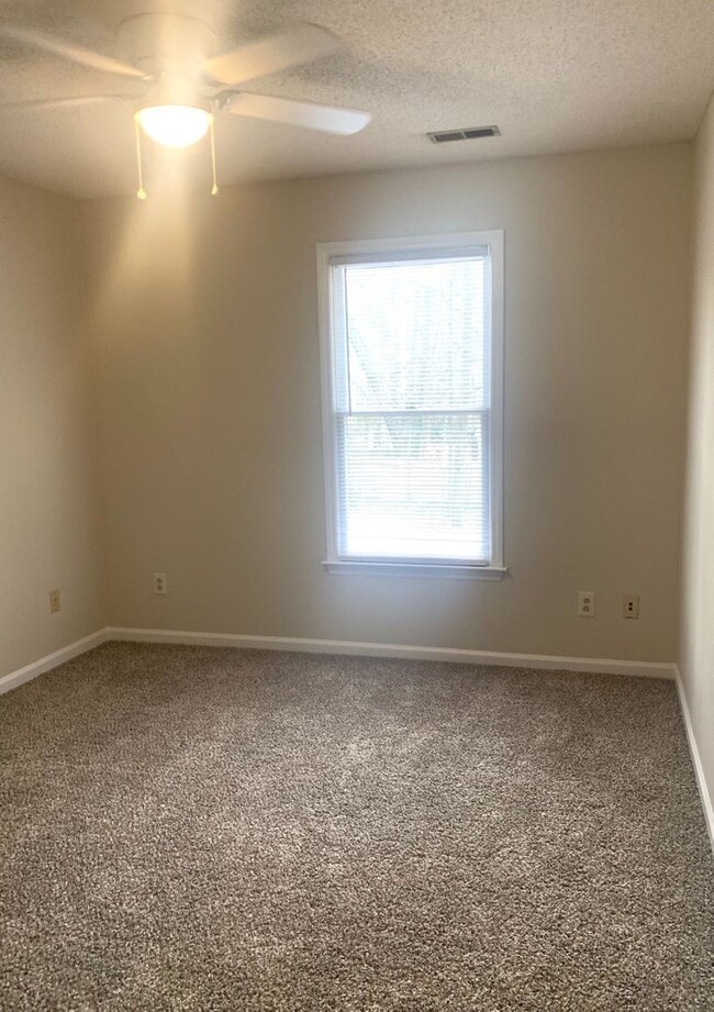 Building Photo - 720-C Powell Drive ~ 3 bedroom townhome just a short distance from the NC State Fairgrounds