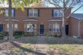 Building Photo - 605 Cashmere Dr