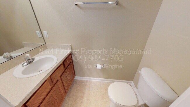 Building Photo - 1009 S Bank Way