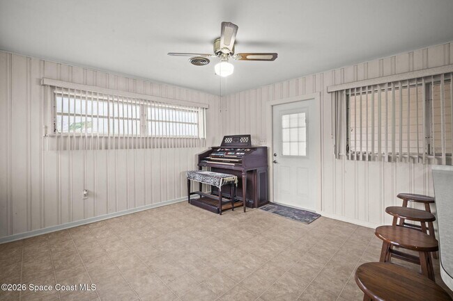 Building Photo - 6785 Riveredge Dr