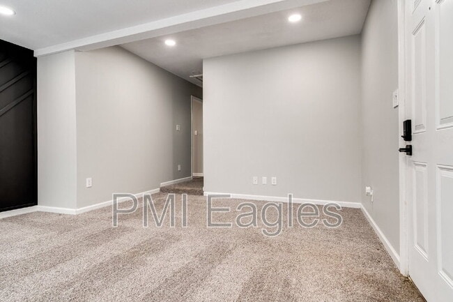 Building Photo - 1016 Swift Dr