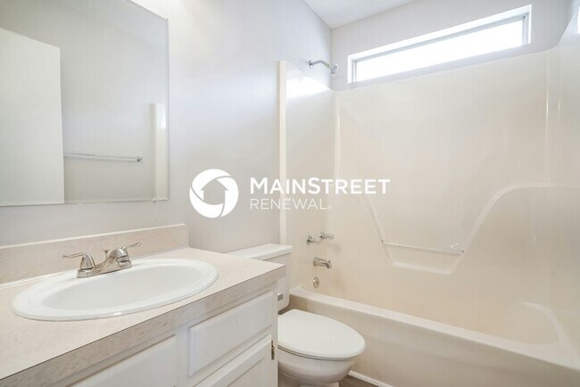 Building Photo - 3 Bedroom Pet-Friendly Home in HERMITAGE, TN with Main Street Renewal