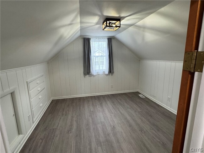 Building Photo - 103 Rockland Dr