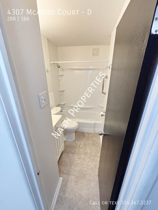 Building Photo - $900- 2 Bed / 1 Bath apartment in Mehlvill...