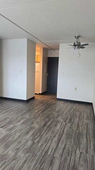 Dining - Riverview Terrace