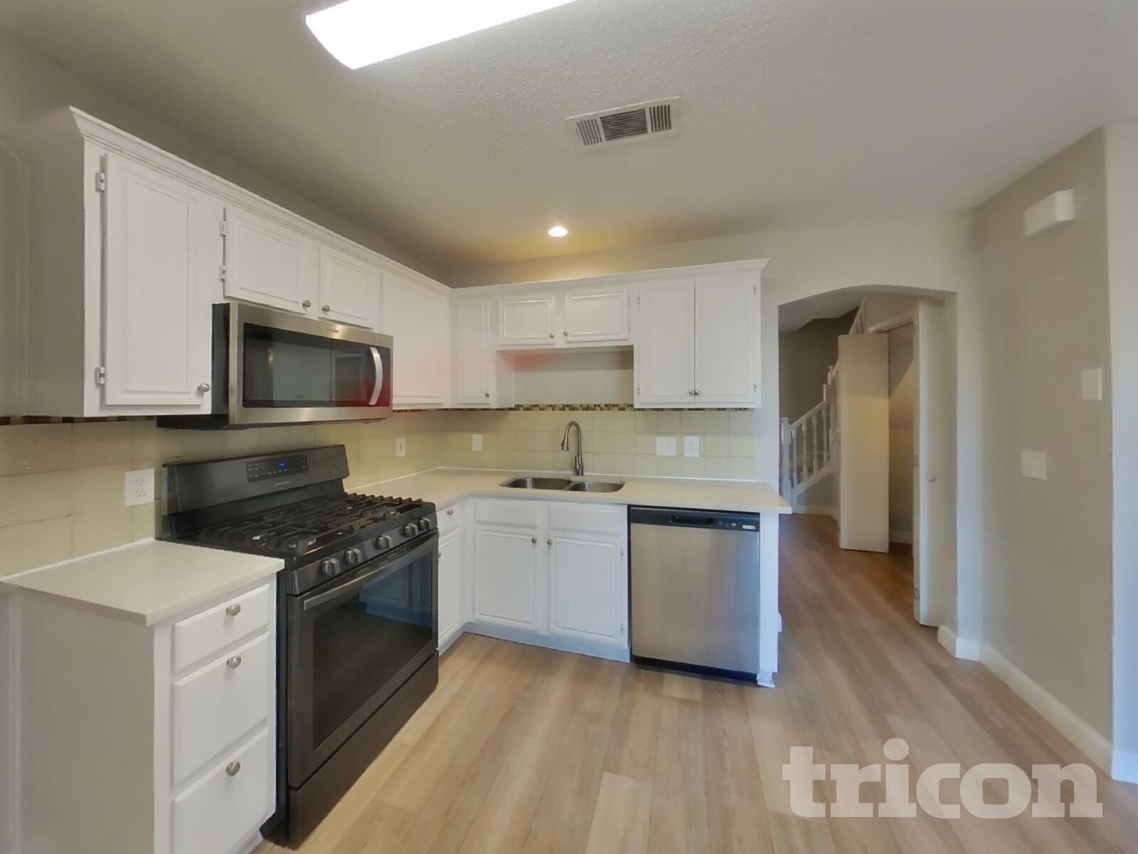 Building Photo - 1204 Shakleford Cir